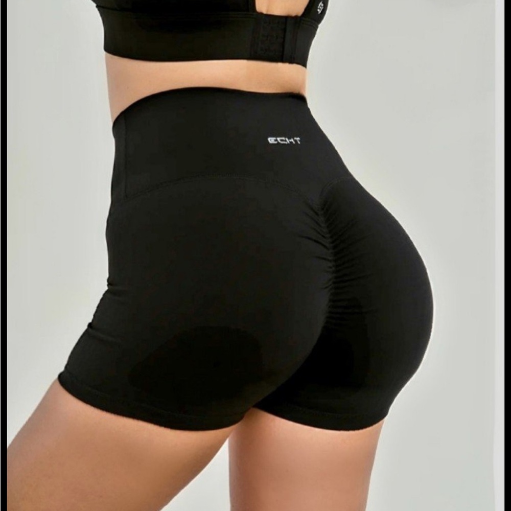 ECHT womens scrunch butt short booty shorts black Medium